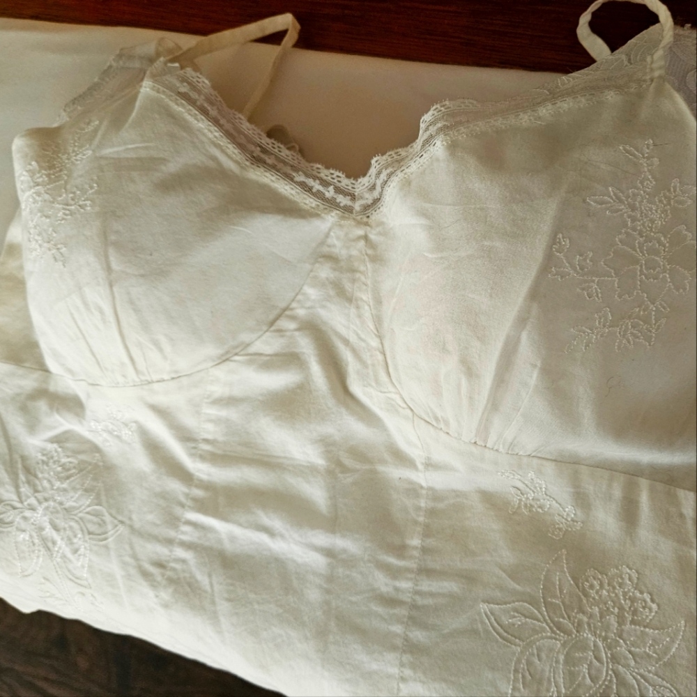 White Embroidered Women's Camisol